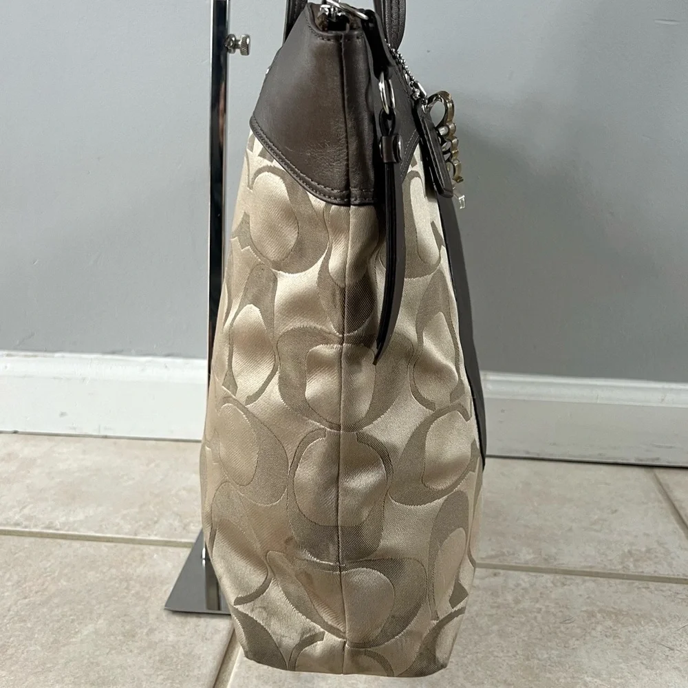 Coach Laura Signature Large Tote Shoulder Bag Brown Metallic Leather 18335 - Picture 8 of 15